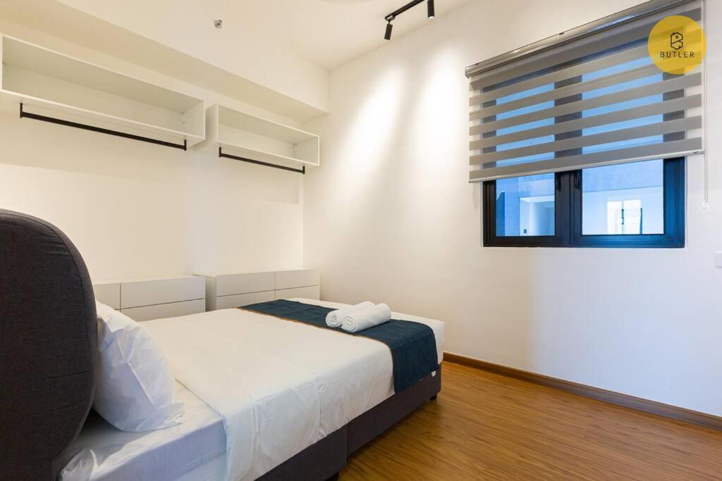 Seaview 2br Infinity Pool & Easyaccess To Town 201 George Town